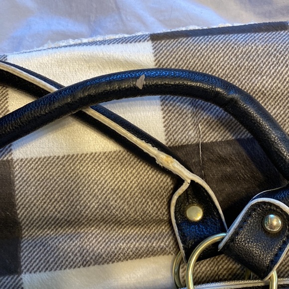 Steve Madden oversized purse - Picture 3 of 6